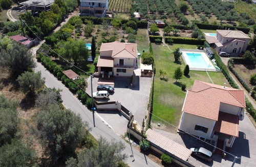 Brattiro Villa | Le Ville Rosa Pi, with two pools for 20 persons near Tropea
