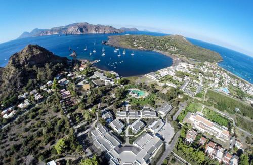 Vulcano Porto Hotel | Life Resort Mari del Sud I Vulcano