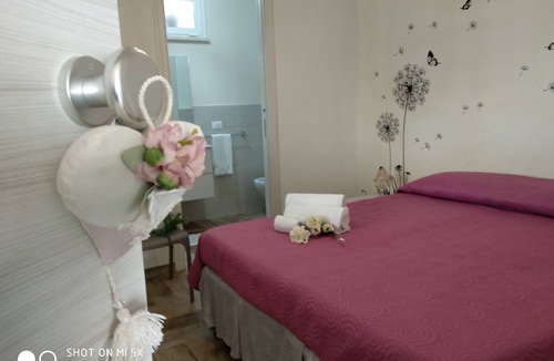 Cornino Bed & Breakfast | Lilac room b & b cofanomare
