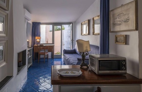 Ischia Ponte Apartment | Lo Scuopolo by Interhome