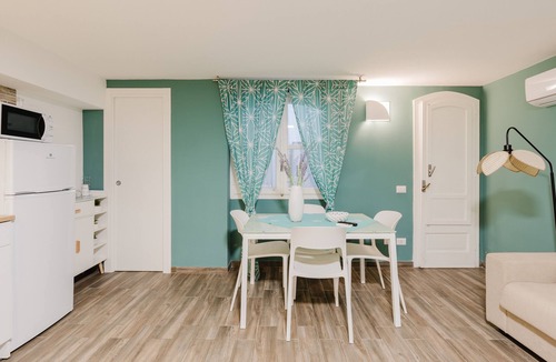 Mazara del Vallo Apartment | Loft 'Benny - Mazara Del Vallo' with Wi-Fi and Air Conditioning