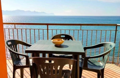 Balestrate Villa | Lovely 1-bed Villa in Balestrate