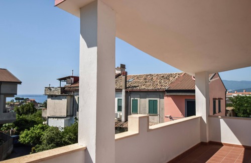 Nicotera Marina Apartment | Lovely apartment in Nicotera Marina with WiFi