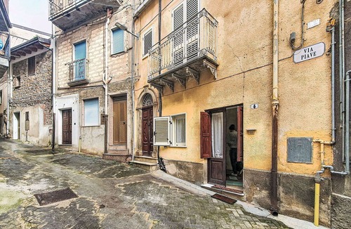 Caronia Apartment | Lovely apartment for 2 people with A/C, WIFI, TV and balcony