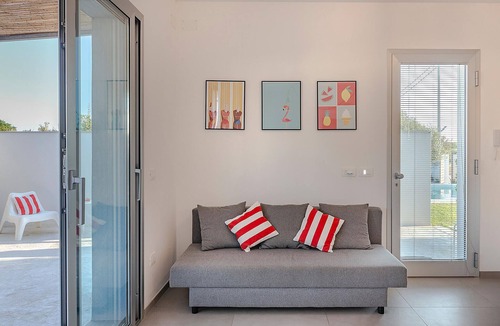Santa Maria del Focallo Apartment | Lovely apartment in Ispica -RG- with WiFi