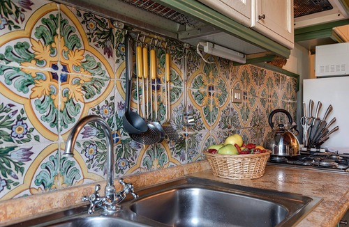 Bucine Apartment | Lovely apartment for 4 guests with A/C, pool, WIFI, TV, patio and panoramic view