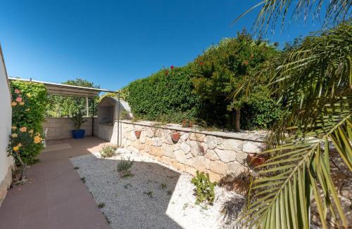 Casa Papa Ski Chalet | Lovely Family Villa in Modica