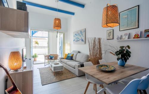 Punta Braccetto House | Lovely Home In Punta Braccetto
