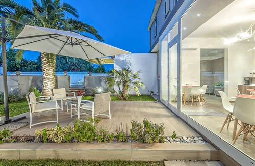 Ragusa House | Lovely home in Ragusa with private swimming pool, can be inside or outside