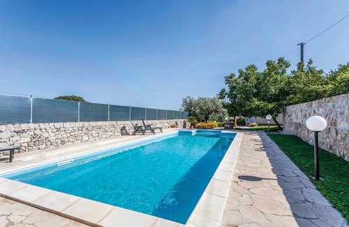 Rosolini House | Lovely home in Rosolini SR with private swimming pool, can be inside or outside
