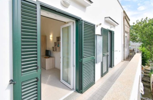 Fiaiano Apartment | Lucia Ischia House