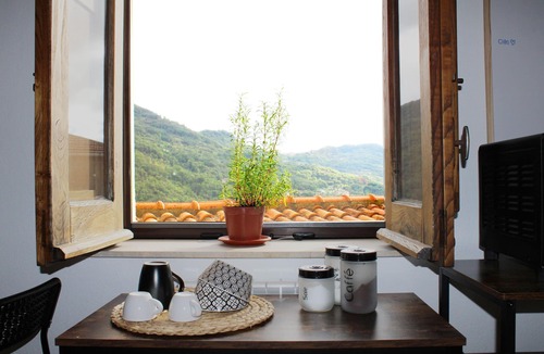 Sangineto Apartment | Lumiravista - Alto: Maisonette with Panoramic Views in Historic Sangineto