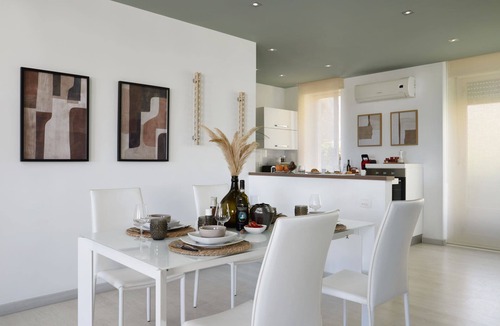 Pozzallo Apartment | LunaNera Suite - Sea View