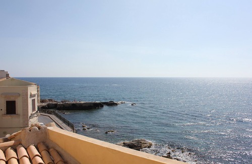 Ortigia Apartment | Luxury Apartment In Ancient Building With Breathtaking Ocean View in Ortigia