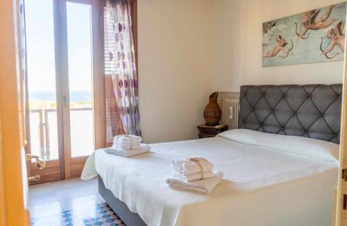 Pozzallo Apartment | Luxury Palace Attico vista mare e torre Cabrera