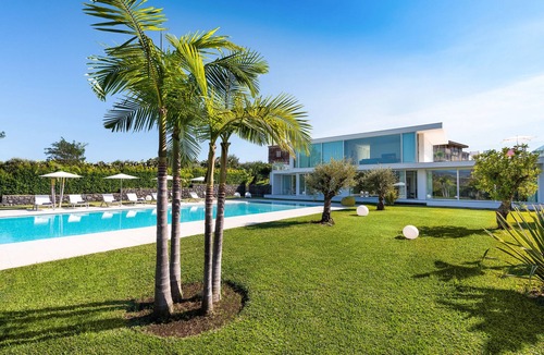 Calatabiano Villa | Luxury pool villa near Taormina, Sicily