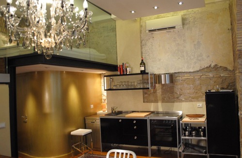 Rione XVIII Castro Pretorio Apartment | Luxury Town Loft. Great bars & restaurants 5 stars reviews