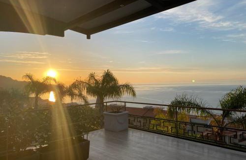 Giardini Naxos Villa | LUXURY, VILLA VITTORIO, Pool, Taormina,Etna & Seaview