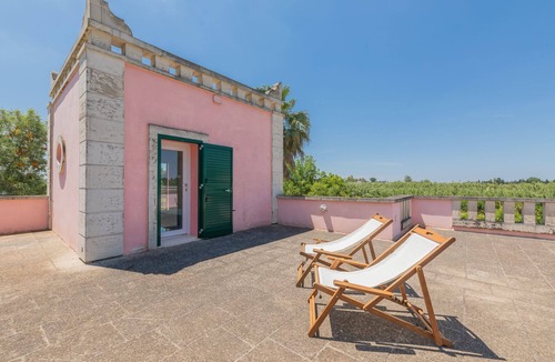 Cutrofiano Villa | Luxury villa with garden and heated swimming pool, in the Salento hinterland.