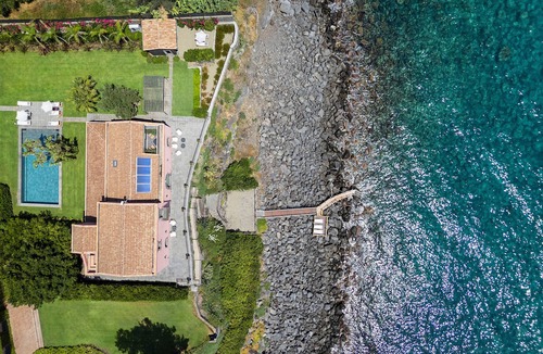 Pozzillo Villa | Luxury villa with pool and direct access to the sea, Pozzillo