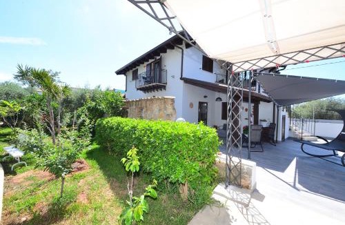 Terrasini Villa | M&G Holiday House