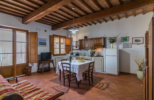 Casamaggiore Apartment | Madone 3, apartment in agriturismo. Pool, WiFi, tennis