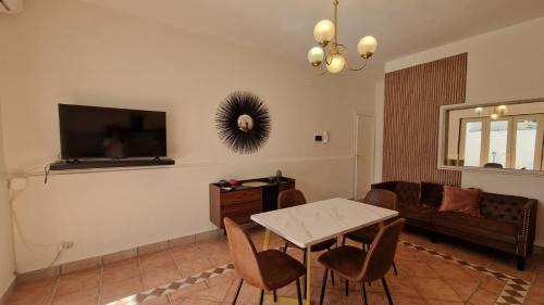 Cannizzaro Apartment | Maison La Scogliera