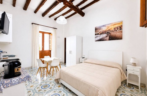 Lipari Historic Centre Bed & Breakfast | Malvasia 70