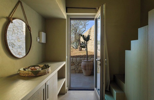 Noto Villa | Mandorla - Four Bedroom Villa, Sleeps 10