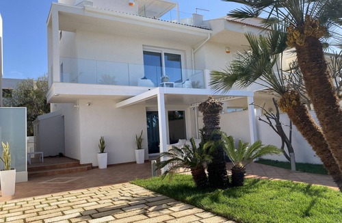Marina di Ragusa Villa | Mare Ibleo, Seafront House, Topazio Apartment