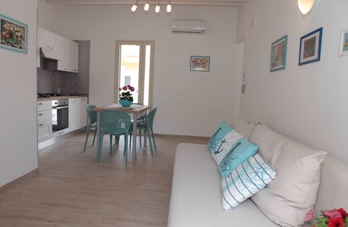 Marina di Ragusa Apartment | MARINA DI RAGUSA, CASA OLTREMARE CIN IT088009C27Z2AWAGC; CIR 19088009C226788