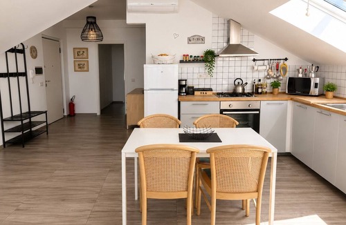 Pizzo Apartment | Marina Holiday Home: Oceanfront Home in Pizzo, 10 m from the beach