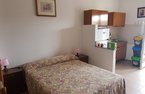 Tropea Apartment | Marina, min walk beach, wi fi, inside La Pineta resort.