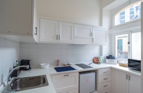 Santa Lucia Apartment | Marinari Suite - In the wonderful Borgo Marinari of Naples