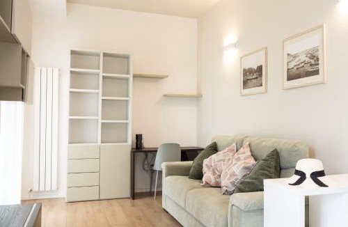 Tiche House | Mascarata
