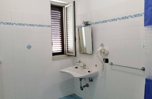 Pozzallo Hotel | MEGARON SRL