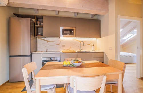 Miasino Apartment | Miasino Apartment by Lago Reisen