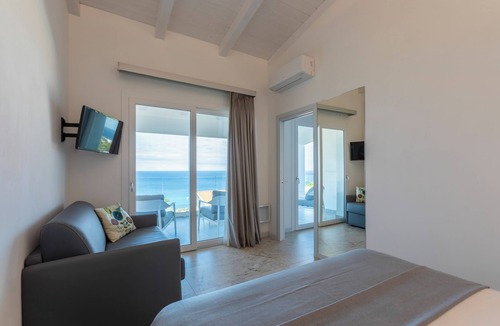 Ricadi Hotel | Midenza Seaside & Nature Retreat