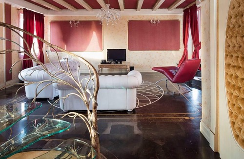 Donnalucata Villa | Modern villa near sea, with indoor heated pool
