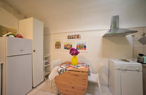 Vittoria Apartment | 'Monolocale Frappato' Apartment with Wi-Fi and Air Conditioning