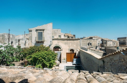 Palazzolo Acreide Historic Centre Villa | My Rental Holmes - Villa Acreide in center of town with private pool