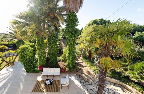 Salemi Villa | My Rental Homes - Green Villa immersed into a Mediterranean garden with heated pool