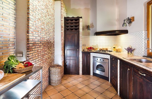 Viagrande Villa | My Rental Homes - Villa Monte Serra private pool and Gym