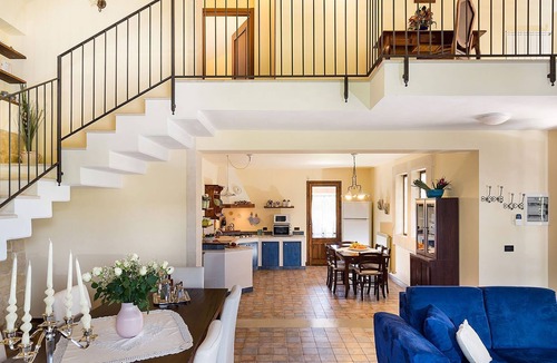 Casale Modica Villa | My Rental Homes - Villa Nora with spacious terrace and infinity pool with Jacuzzi
