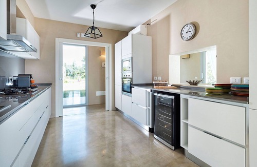 Avola Villa | My Rental Homes - Villa Orangella located near the sea with private pool 6 bedrooms 12 sleeps