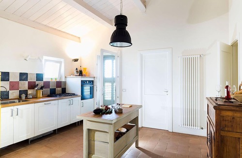 Scicli Villa | My Rental Homes - Villa Plantation with large equipped terrace and a lush garden