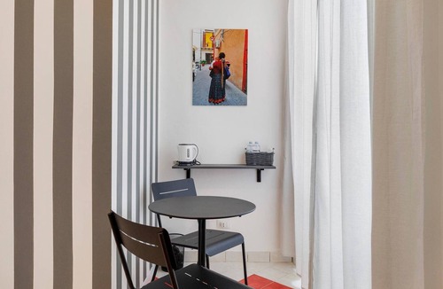 Corso dei Mille - Sant'Erasmo Apartment | Myla's Rooms 3 with Wi-Fi and Air Conditioning