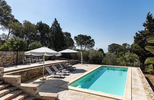 Chiusa Cavalli Villa | Nerodavola – Vacation villa rental with pool in Avola Antica, southern Sicily.