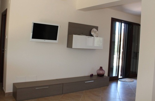 Syracuse Villa | New construction villa in the protected marine air of the Plemmirio