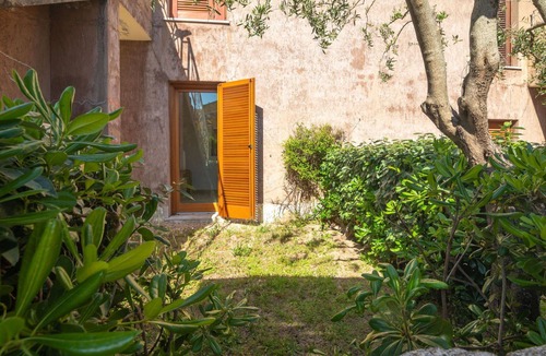 Porto Pozzo Apartment | Nice apartment for 4 people with A/C, pool, WIFI, terrace and pets allowed